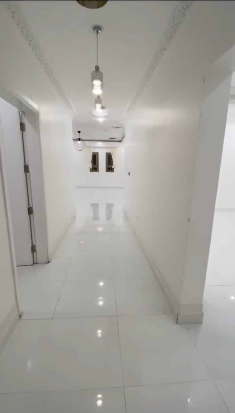 شقه كبيرة لايجار في السلام -سعر الايجار 580 دينار