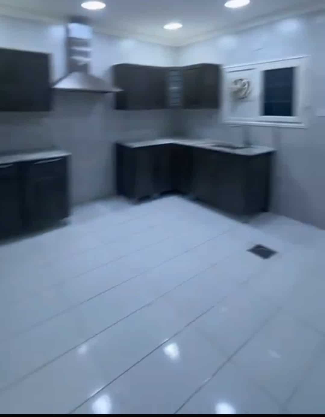 1000079156