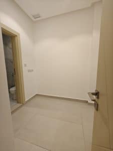 1000937820