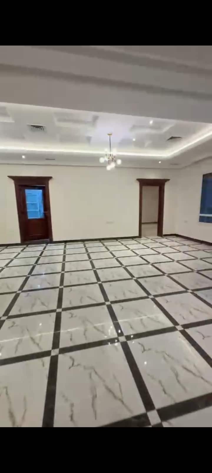 1001159054